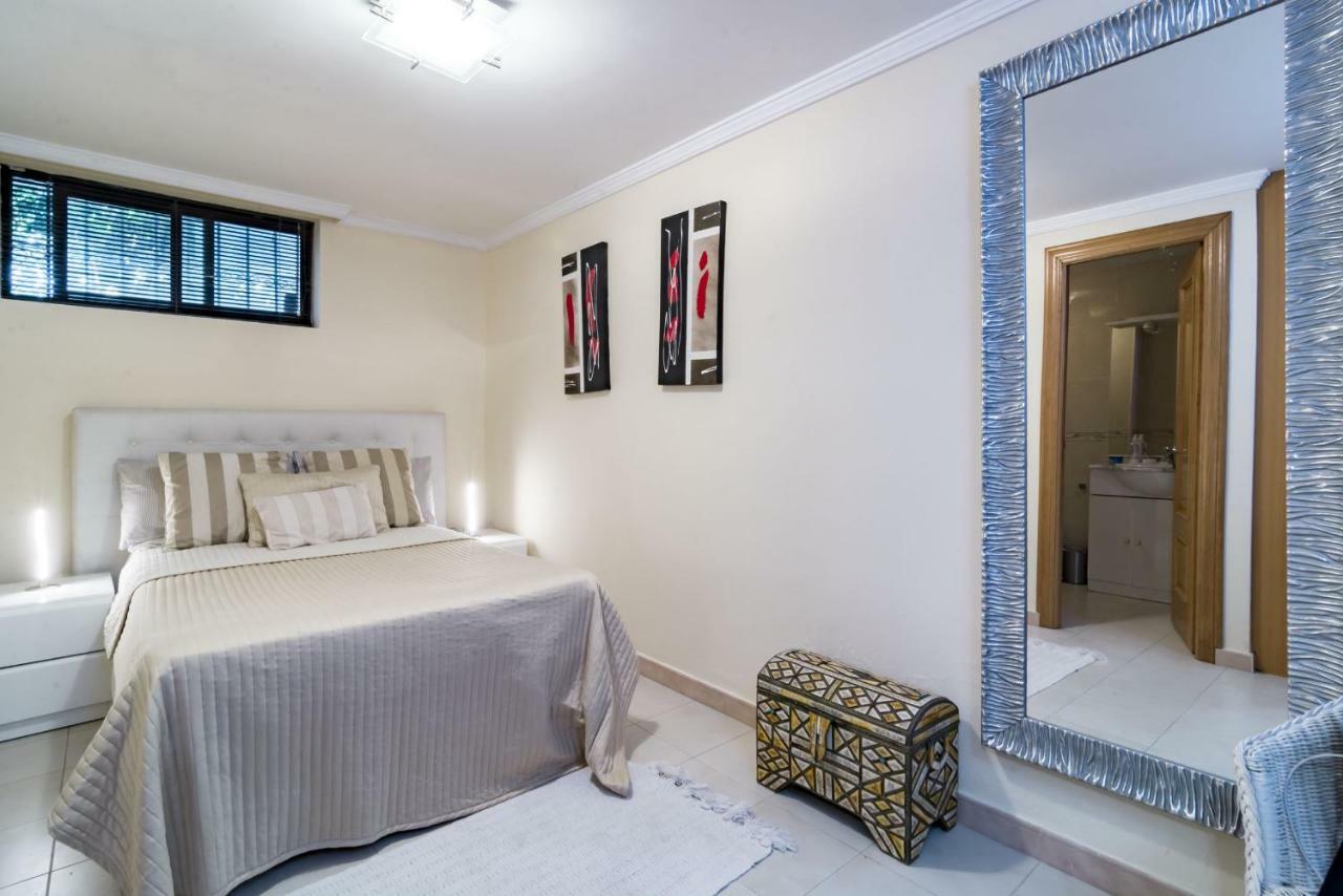 Villa Casakhan, Beautiful Luxury Villa, Marbella Dış mekan fotoğraf